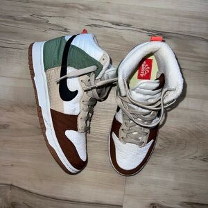 Women’s Dunk High LX Next Nature “Toasty”